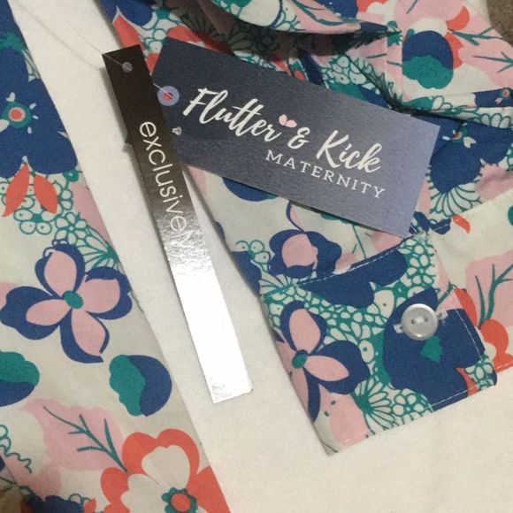 Flutter & Kick Maternity Button Down Blouse w/Belt - Picture 6 of 8